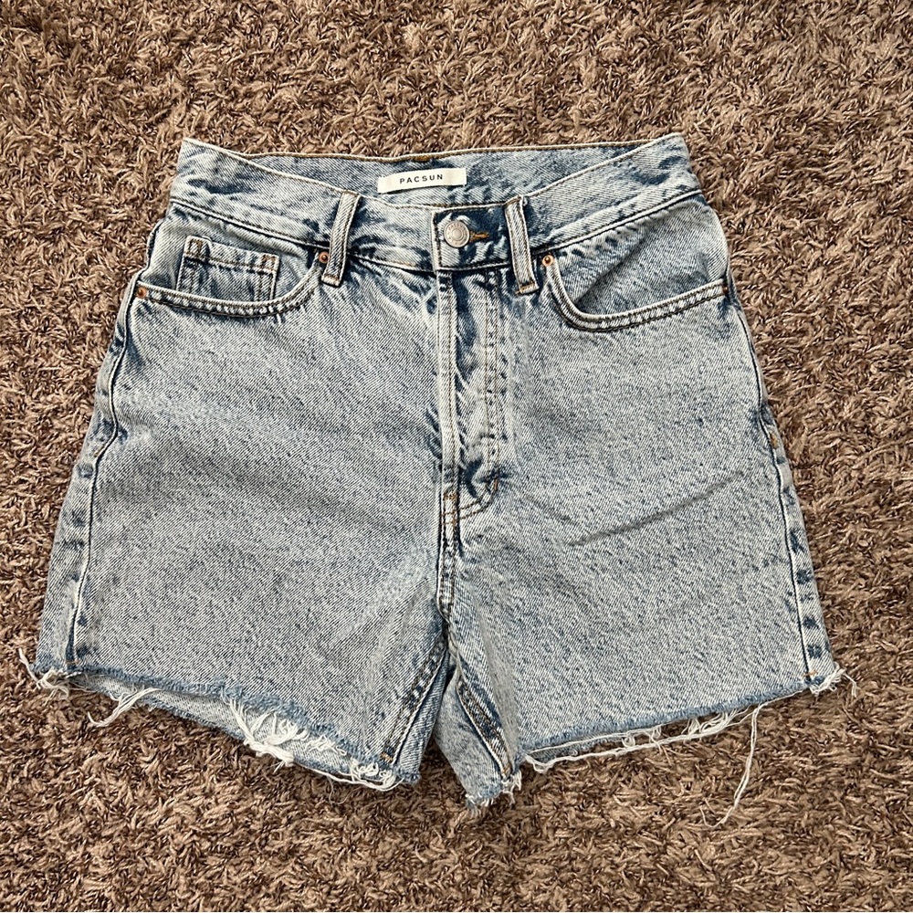 PacSun 90’s Girlfriend Blue Jean Shorts High-Waisted Frayed Hem